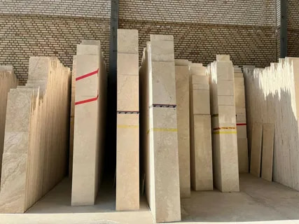 تصویر 3 از سنگ تراورتن عباس آباد استخراج شده از معادن با کیفیت منطقه عباس آباد